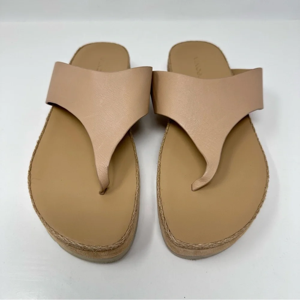 Vince Fatima-B Leather Wedge Sandals Flip Flops Thongs Cappuccino Nude Size 8.5